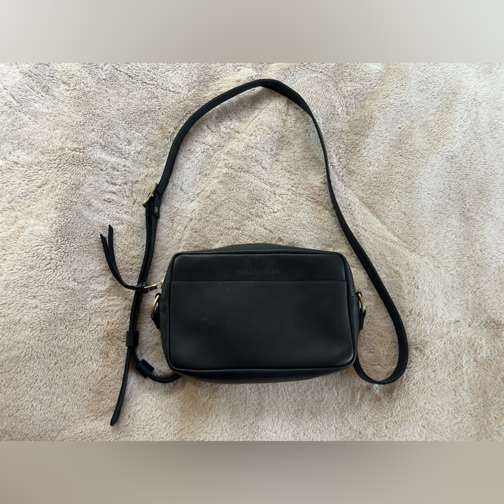 Portland Leather Goods Large Camera Bag, Smooth Black